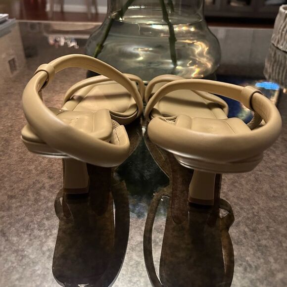 Vince Coline Kitten Heel Sandals - Picture 6 of 6